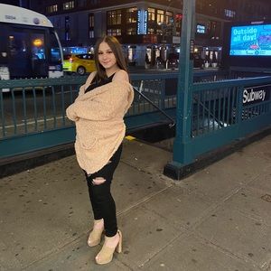 Meet your Posher, Ece